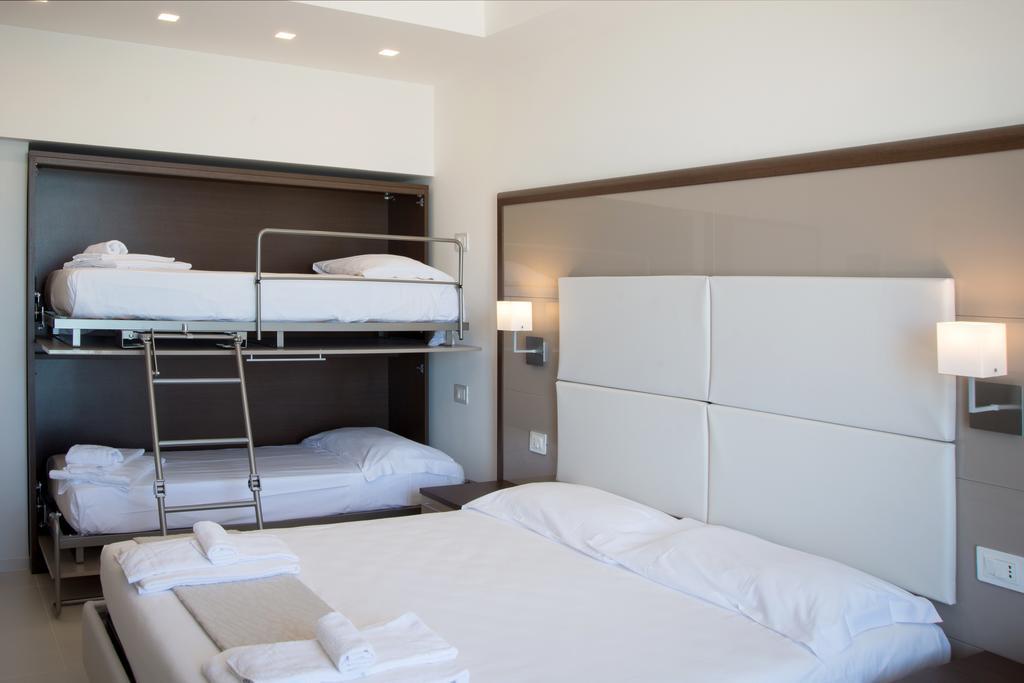 Hotel Baia Marina 滨海库普拉 外观 照片