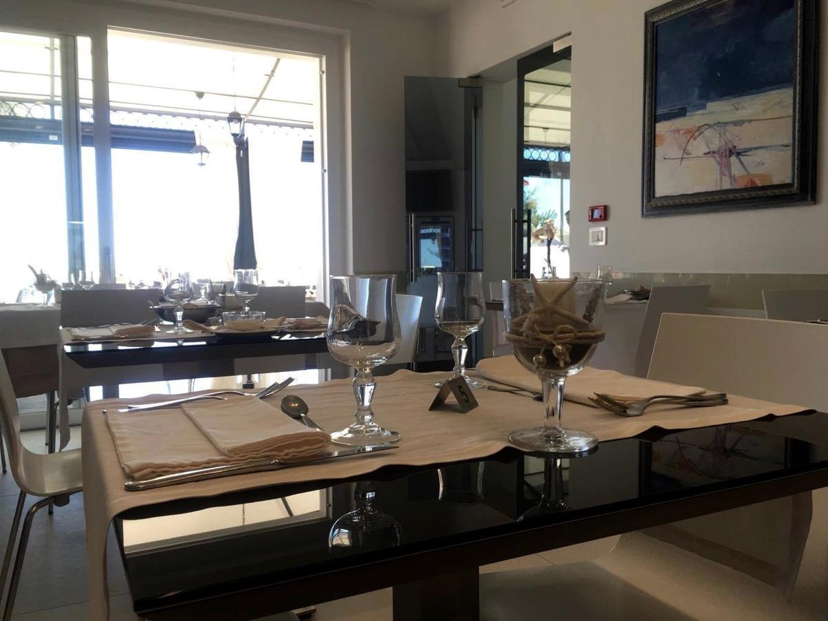 Hotel Baia Marina 滨海库普拉 外观 照片
