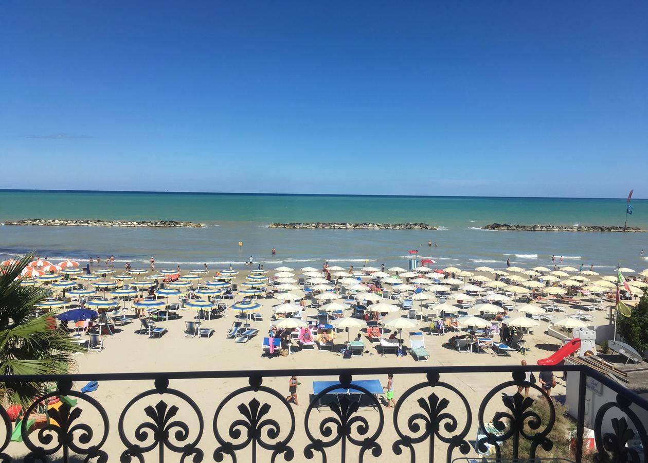 Hotel Baia Marina 滨海库普拉 外观 照片